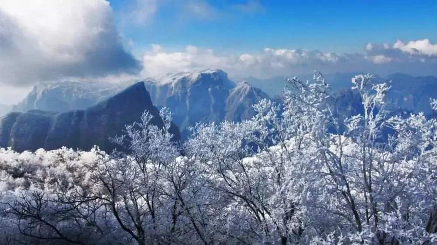 冬天余姓宝宝起名_余姓男孩起名四个字_冬天余姓宝宝起名