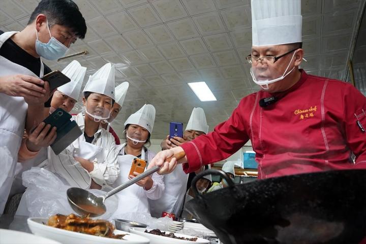 餐饮文化店名_三个字的餐饮店名大全_餐饮店名吉凶测试